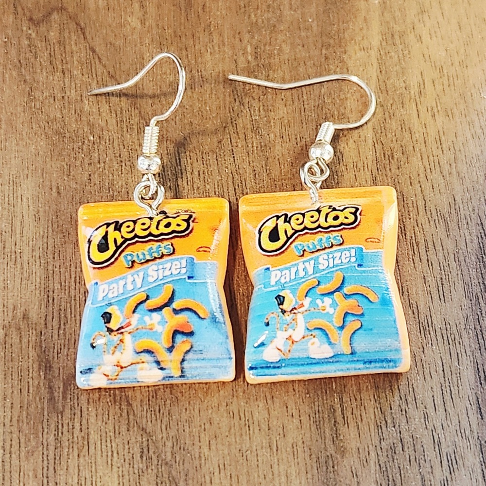 Handmade Cheetos Theme Multi-Color Dangle Earrings NWOT Ladies Fun Quirky‎ Event